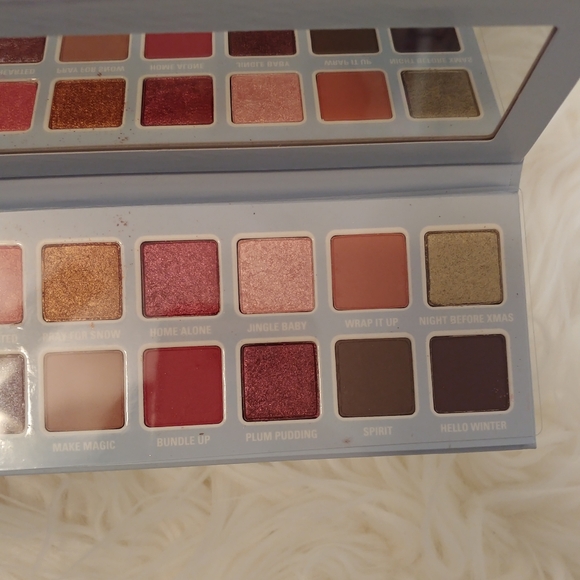 💖SALE! FIRM! KYLIE COSMETICS KYLIE JENNER CHILL BABY EYESHADOW PALETTE - Picture 7 of 15